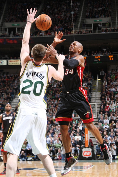 的飞身炸扣 的飞身炸扣