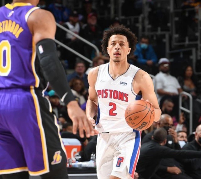 分实现首胜 分实现首胜