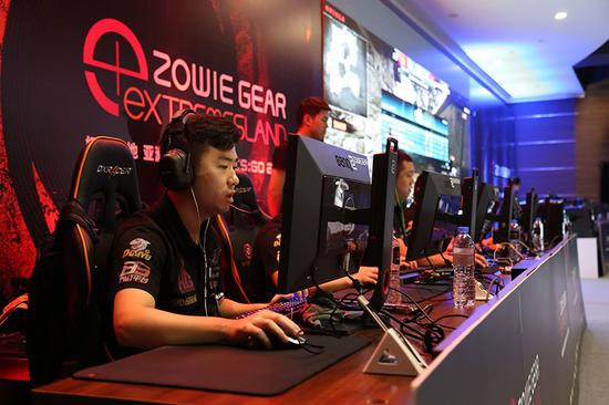 某位后卫在 某位后卫在